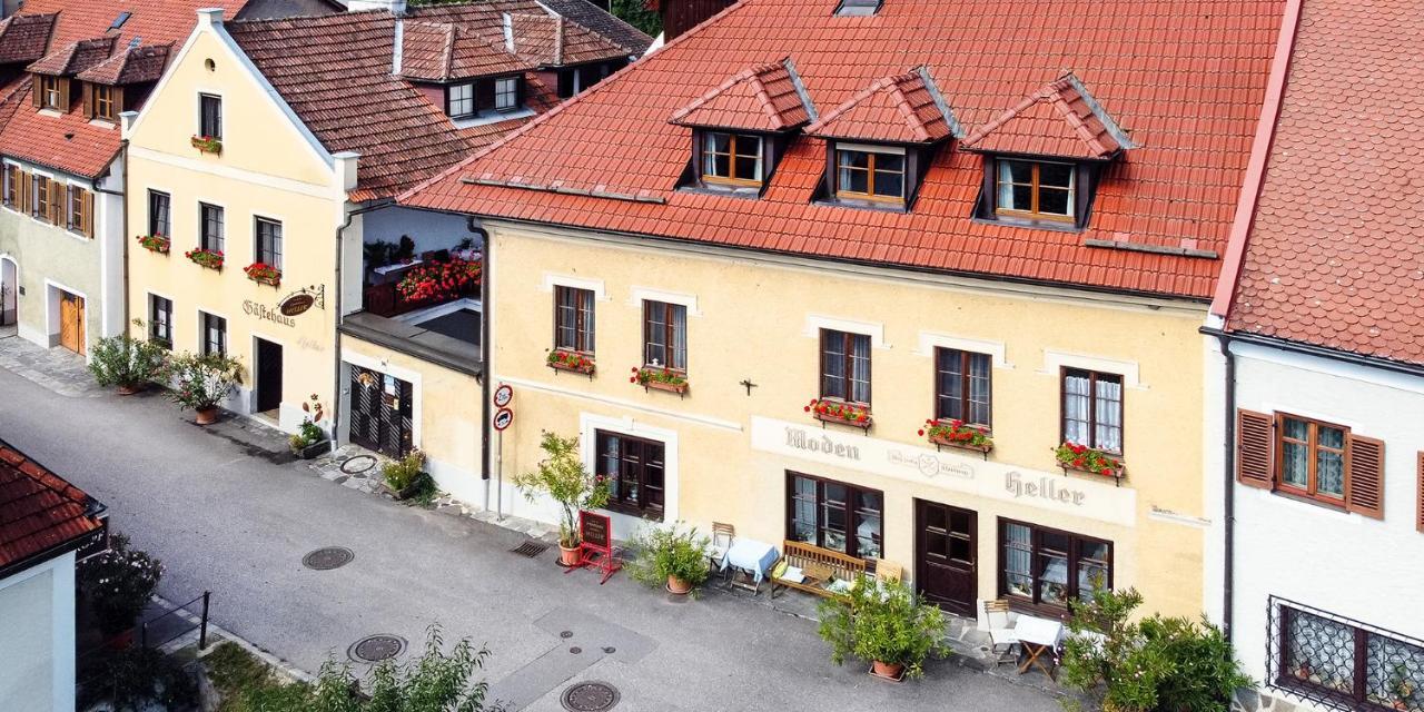 Pension Gastehaus Heller Weissenkirchen in der Wachau Luaran gambar