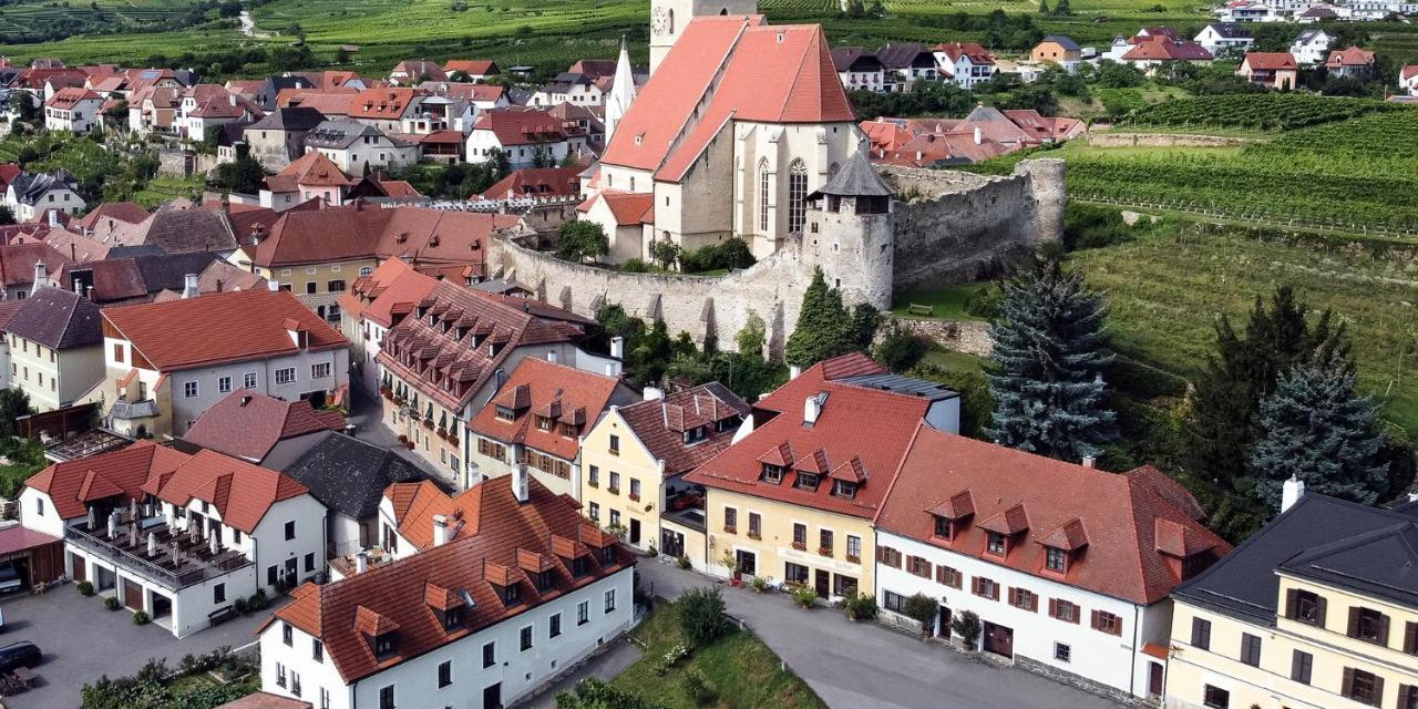 Pension Gaestehaus Heller Weissenkirchen in der Wachau Luaran gambar