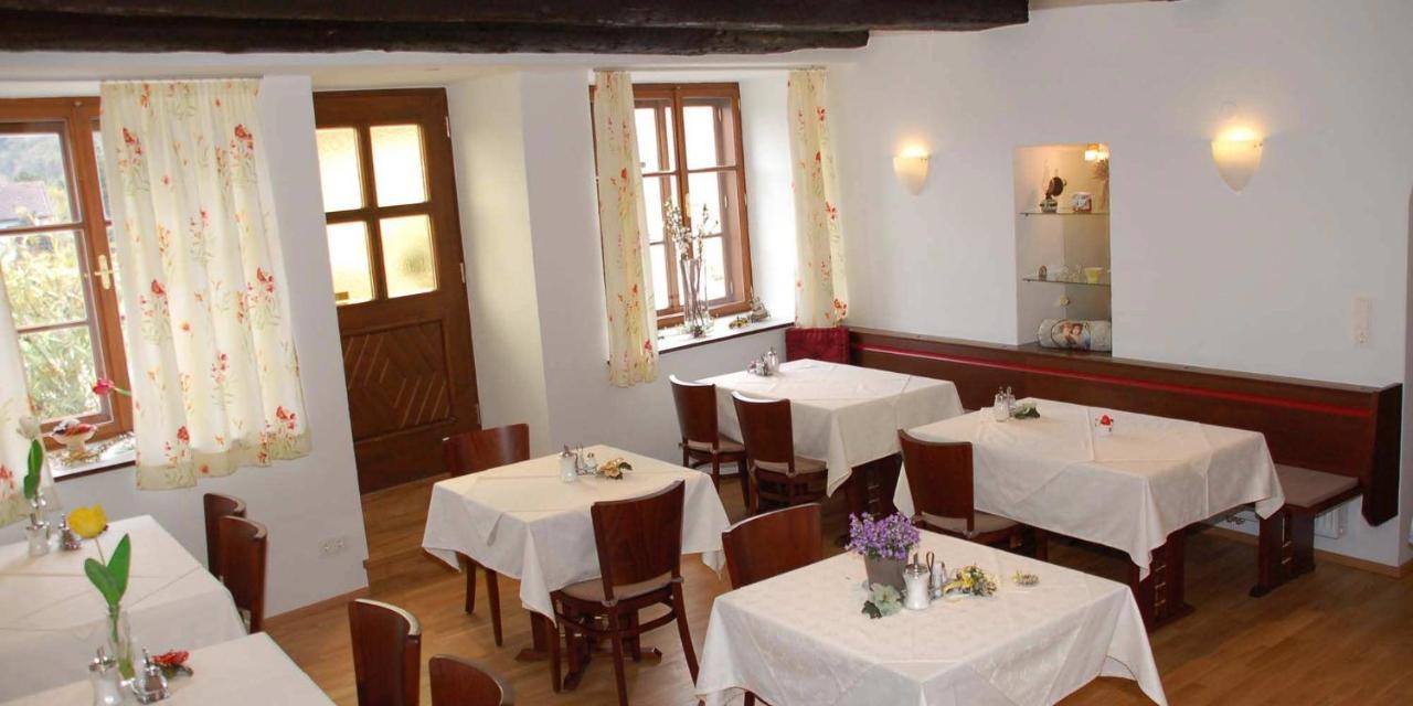 Pension Gaestehaus Heller Weissenkirchen in der Wachau Luaran gambar